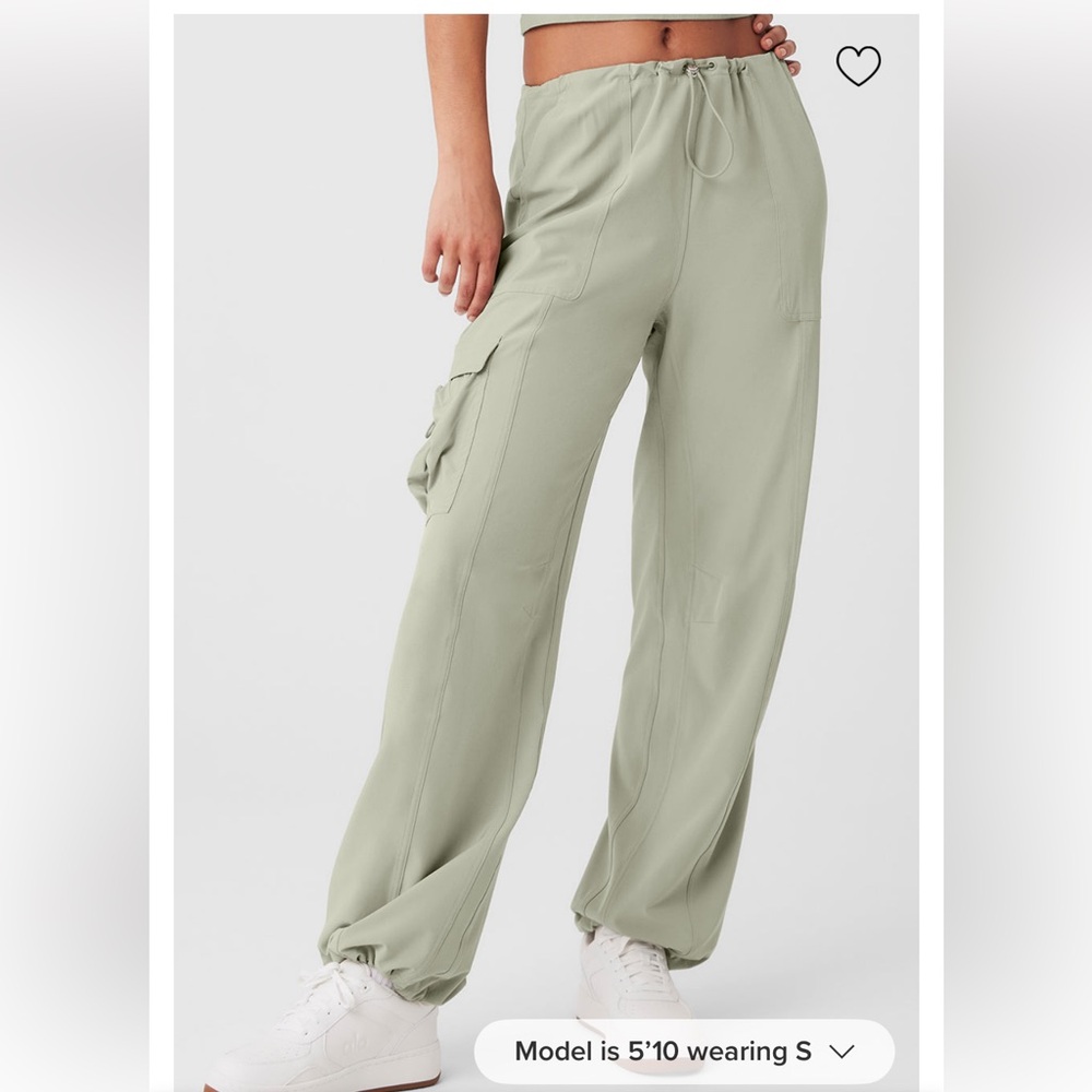 ALO Yoga Limestone Green Cargo Wide-Leg Pants